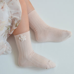 674 Nude - Ribbed Short Socks  with Flower Condor