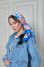 Load image into Gallery viewer, Custom Digital Printed - Turkish Cotton - Floral Scatter