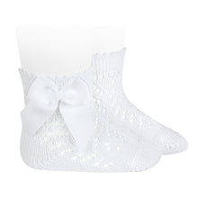 Load image into Gallery viewer, 200 White Openwork short socks with bow