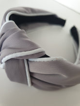 Load image into Gallery viewer, White Piping Knot Headband