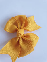 Load image into Gallery viewer, 2.5 Inch Pinwheel Bow by Bowtique London