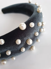 Load image into Gallery viewer, Velvet Padded Headband with Pearls