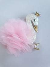 Load image into Gallery viewer, Swan Novelty Hair-Clip
