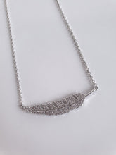 Load image into Gallery viewer, Rhodium Plated - Leaf bar Necklace