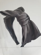 Load image into Gallery viewer, Side Bow Satin Headband