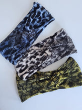 Load image into Gallery viewer, Leopard Plisse Flat &amp;Turban Headband