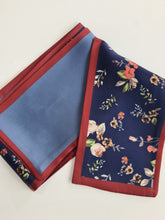 Load image into Gallery viewer, Vintage Floral Design Scarf Band