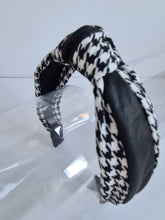 Load image into Gallery viewer, Hounds tooth Knot Headband