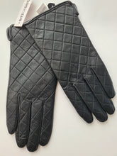 Load image into Gallery viewer, Leather quilted gloves
