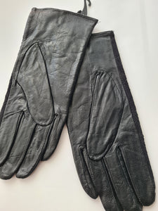 Leather lace gloves