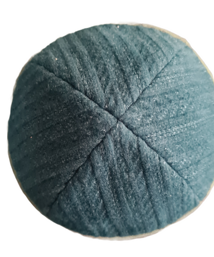 Forest Green Caesar Laurel - BitzKippah