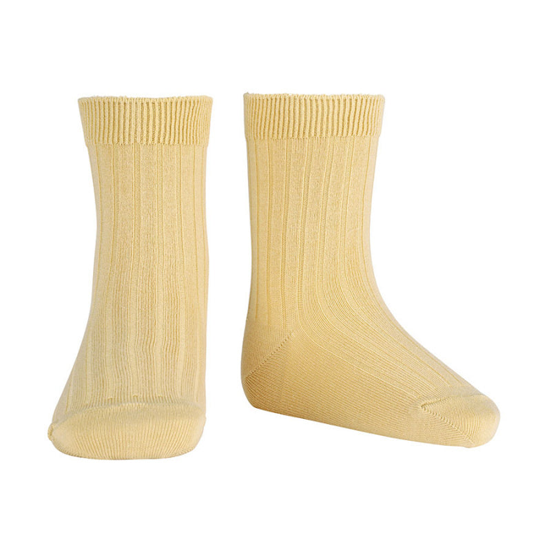 611 Banana - Ribbed Short Socks Condor